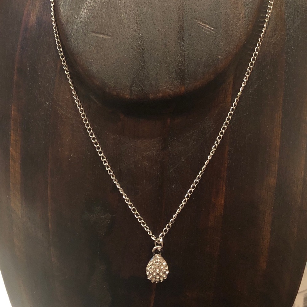 Tear drop necklace - Picture 1 of 3